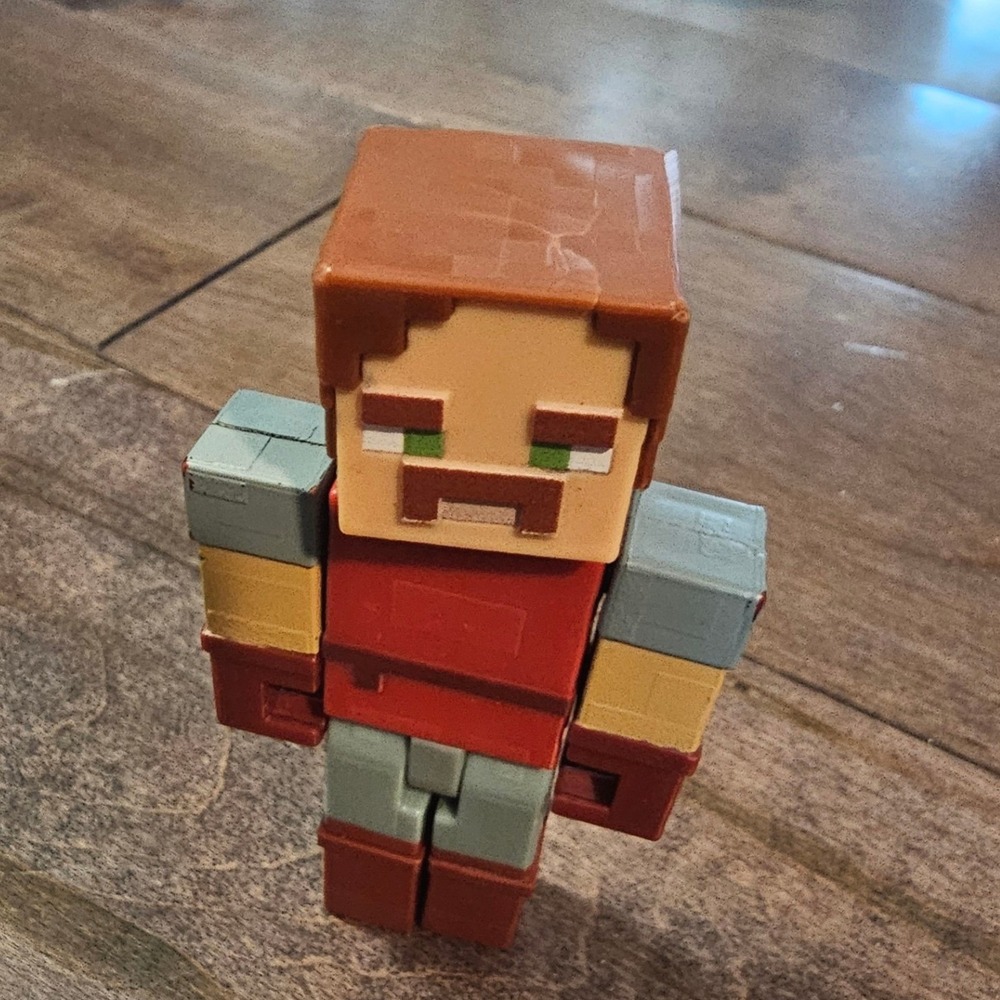 Minecraft Dungeons Hal Action Figure Toy Blocky Character Game Collectible‎